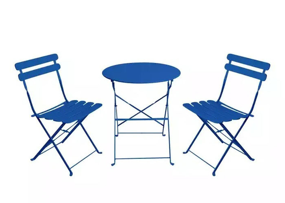 Tavolo pieghevole e sedie d'acciaio dell'insieme dei bistrot del patio di conversazione di svago del giardino all'aperto