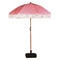 Le costole all'aperto di 2M Wood Pole Fiberglass diritto espongono al sole l'ombrello con la nappa